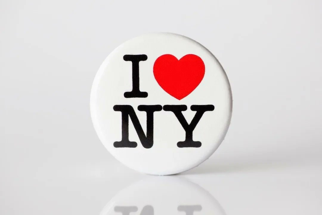 58_212's tweet photo. Still... I ❤️ NY.
Hire a Professional Graphic Designer. Isa Duffy @idesignlogo
Fair priced Custom Logo Design. #YourlogoYourFace #idesignlogo #beyondCreative #bigBrands #NewYorkCity

https://t.co/FjpKs8q75t https://t.co/5UglydmUjh