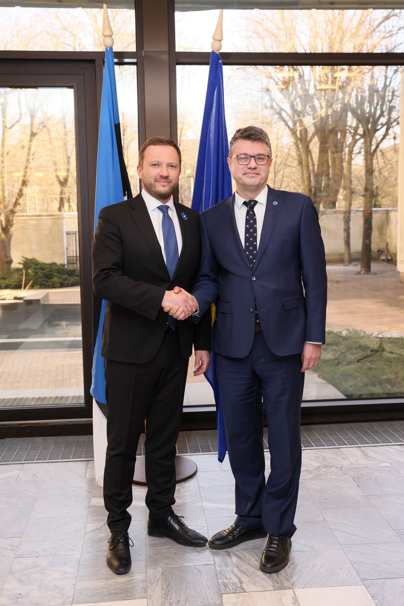 New government took oath today in #Estonia🇪🇪 so therefore @UrmasReinsalu congratulated the new Minister of Foreign Affairs of Estonia, Margus @Tsahkna. Thank you @UrmasReinsalu for your tireless work.