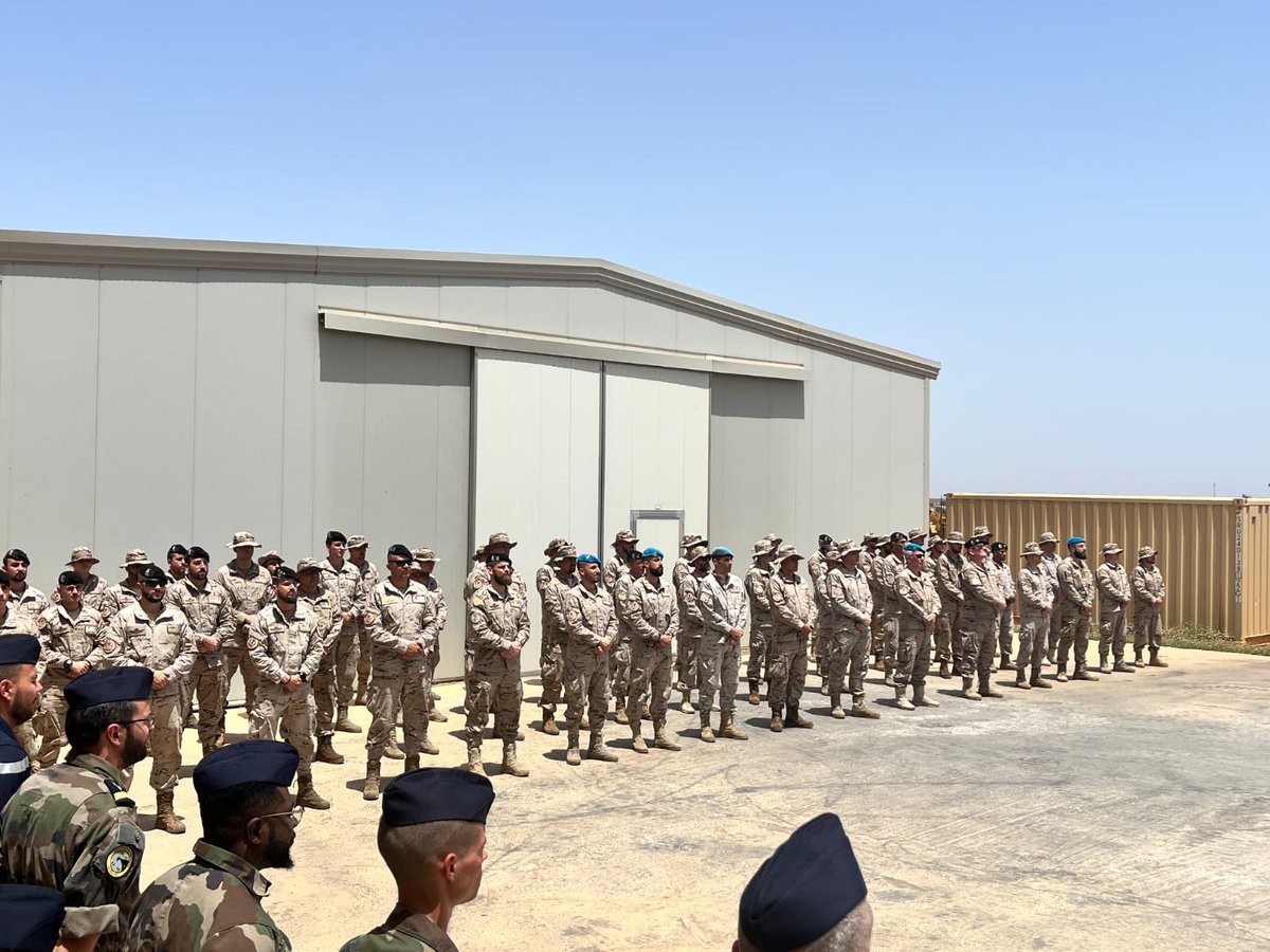 EMADmde's tweet photo. Tras realizar un excelente trabajo en apoyo a nuestros aliados 🇫🇷, el 40º #DestacamentoMarfil 🇪🇸 es relevado por el 41º contingente, continuando con un compromiso de más de 10 años de trabajo por la estabilización del #Sahel.
@EjercitoAire #MOPS https://t.co/W4yTOqsQp3
