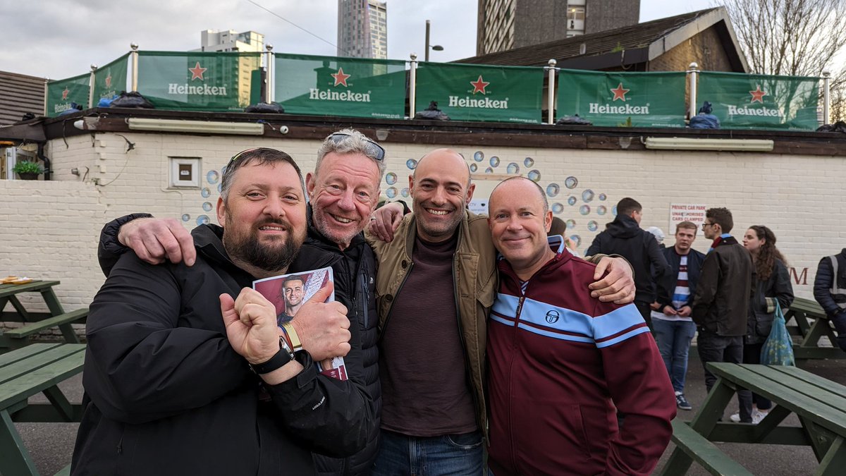 Post match shenanigans at the Carpenters Arms, after the Arsenal match ⚒ #WHUARS