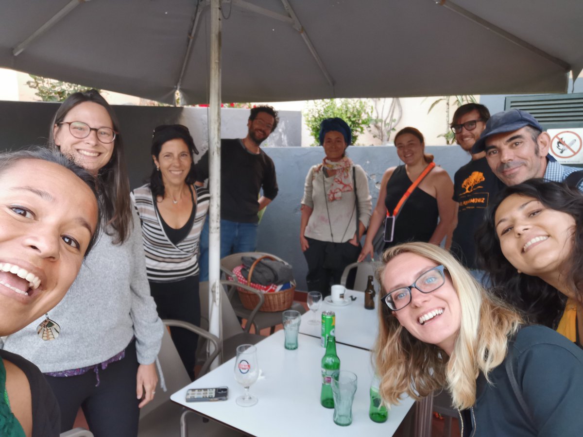 We had our first People Planet Poncha 👪🌍🍷 (#PeoplePlanetPint Madeira version😉) with the #MãosnaTerra community garden at Quinta de São Roque <a href="/U_Madeira/">Universidade Madeira</a>  -- lovely convos on ideas of how to use the space for sustainability initiatives! 💚
Thanks for the🍷, <a href="/krystalhosting/">Krystal</a>!