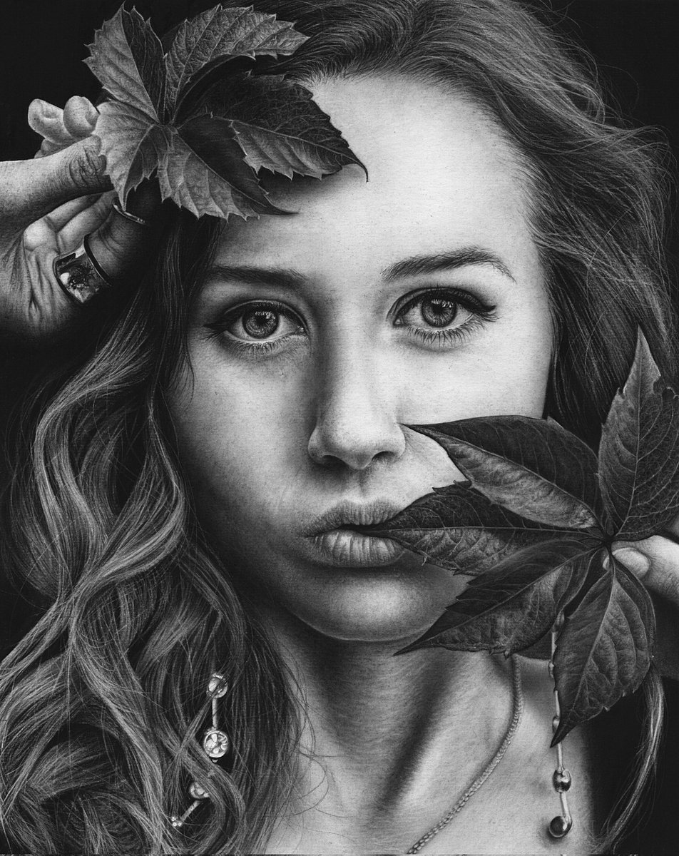 SVosughian's tweet photo. 120 hours of drawing 
8 pencils, 6 black charcoal, 2 white charcoal, 9 brushes, and Many more tools + 12 years of passion and love for drawing 
The result is available on @SuperRare 
Link in comments 
#superrare #NFTs #nftart #pencilart https://t.co/EfNthaAOTu