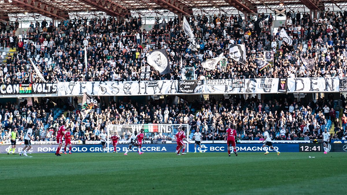 orogelstadium tweet media
