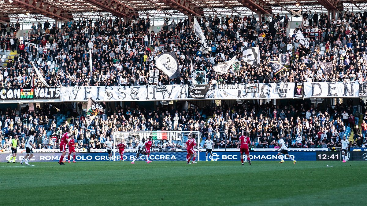 📷 Contro la Vis Pesaro vanno in rete #Silvestri e C. #Shpendi... ora l'ultima ad Alessandria e poi testa ai #Playoff. #daiburdel
#CESVPS 2-0

orogelstadium.it/news/cesena-vi…