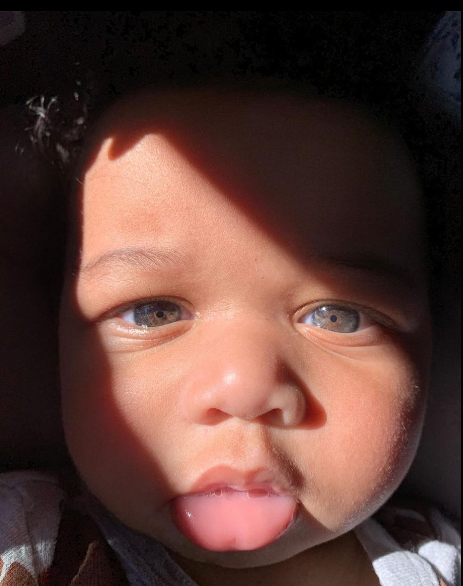 Lilblackbabies's tweet photo. 🥹🥹

(Via bebelucs on IG) https://t.co/ZzxTWPXPRi