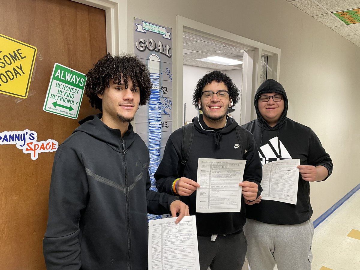 Ready to vote!! With these three registrations, we have registered 93.5% of our eligible students to vote! Building 21 has qualified for the Governor’s Civic Engagement Award (Gold Level) for the 5th straight year🗳️ #civiceducation #whenweallvote @AllentownSD @b21network