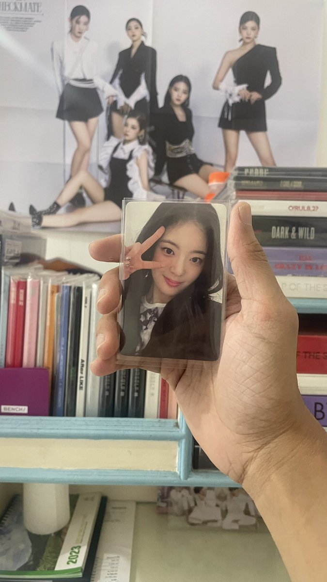 jenjin_1204's tweet photo. hii @happryucart thank you sm for being the reason na nasa binder ko na si lia naia ✨ the pc was in a rly good condition and ang memorable bc nakuha ko sa same day ng fm HAHAHA until our next transaction po!  #vien_feedbacks https://t.co/4q2MMsAWBk