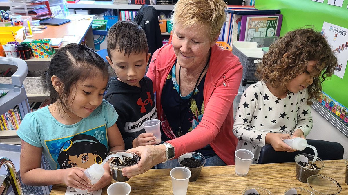 Sioux Center CSD (Kinsey and Intermediate) tweet media