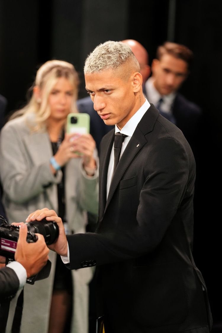 💭 (@thinkerlison) on Twitter photo 