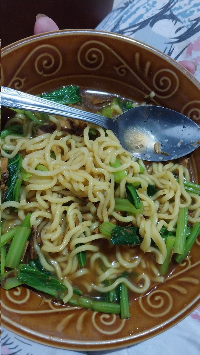 scstywt's tweet photo. Untuk kedua kalinya mau buka puasa nggak ada nasi dirumah😅 alhasil buka nya diatas jm 9 wkwk... https://t.co/LOVFdI7OZF