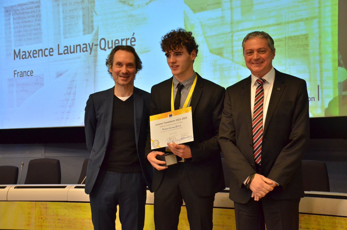 maurin_anne's tweet photo. Retour en images sur le concours européen #juvenestranslatores : le champion de France vient du #lp2i 🥳bravo à lui ! Promis on renouvelle le concours l'année prochaine 😁 https://t.co/0OcpcYkfsr