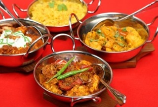 TheRoyalSpice2's tweet photo. 😍😍😍😍😍😍😍
Buy one main dish, get one free!
T&amp;Cs. Offer available on main dish only (Eat in / Takeout); Excludes fish dishes; Valid during April (Mon - Thurs); Like/share. https://t.co/hJqAZRMavv
