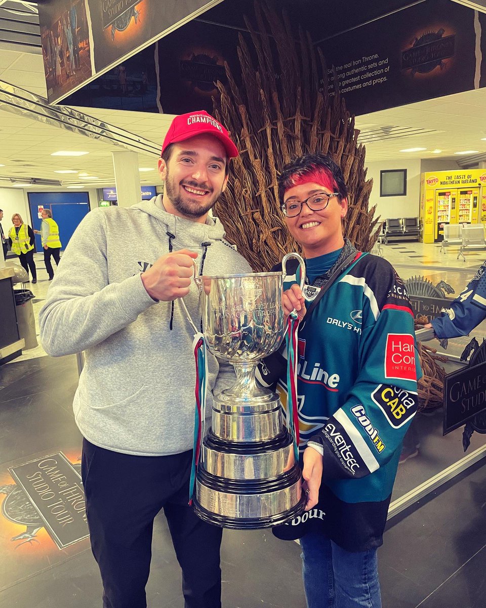 angela0277's tweet photo. @BelfastGiants 🏆🏆🏆 https://t.co/dhXwA8Wl6V