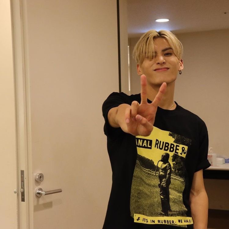 ytyallday's tweet photo. U🌞 #SF9 #YOOTAEYANG #유태양 https://t.co/3HXkHuT6R3