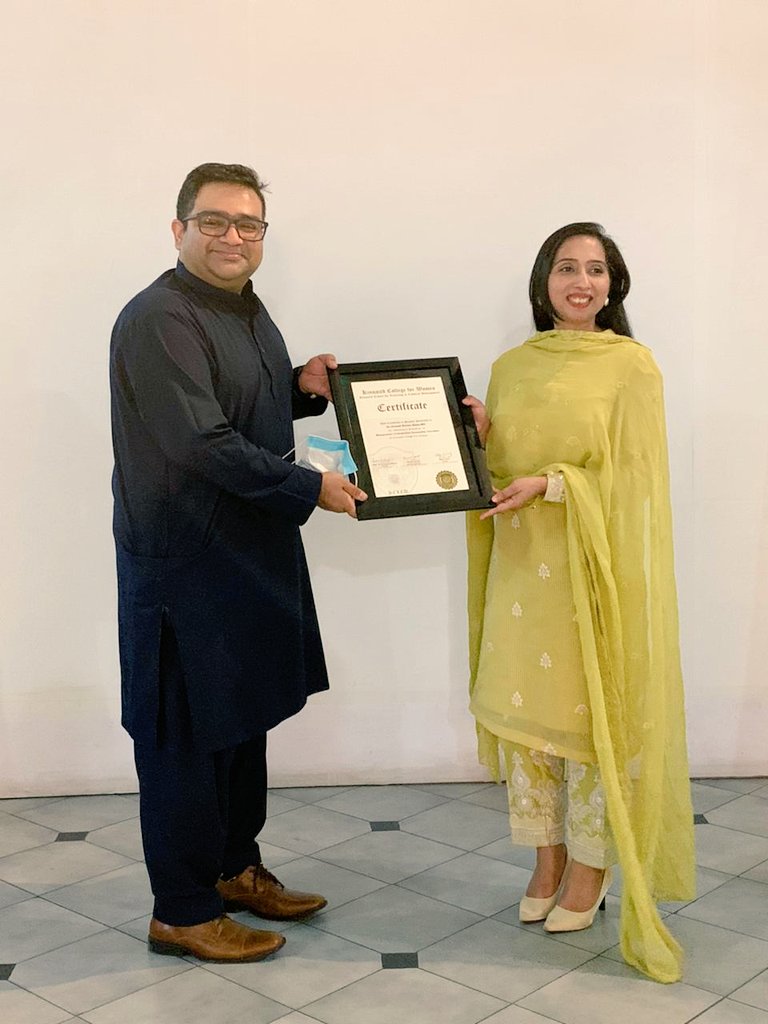 AhmadRehanKhan's tweet photo. Workshop on the management of Borderline Personality Disorder at @Kinnaird_kclcd
#KCLCD #kinnaird #borderlinepersonalitydisorder #psychiatrist #psychology #mentalhealthawareness #mentalhealthatoms #mentalillness #bipolar #Lahore #Pakistan #USA #psychtwitter #MedTwitter https://t.co/2U0zimBJt1