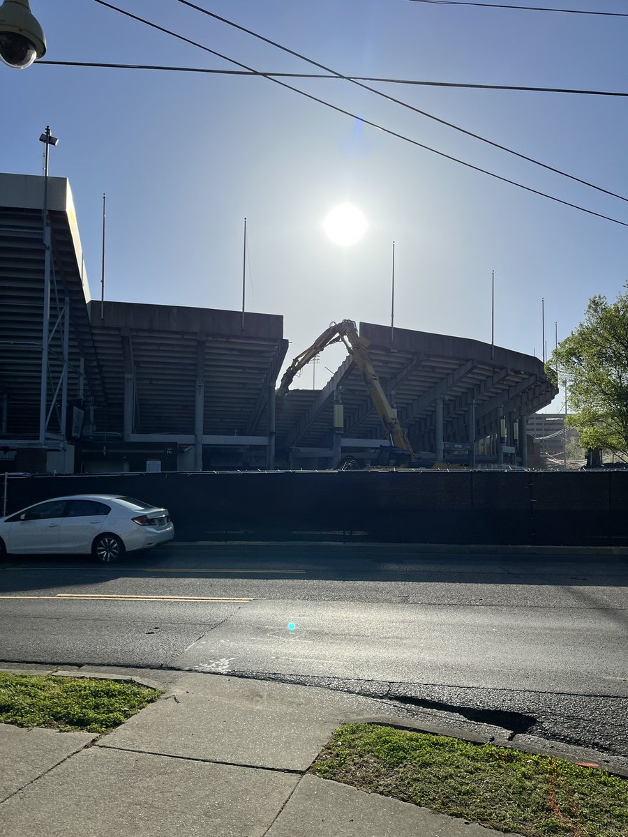 It’s happening quick! New era @VandyFootball #VandyUnited