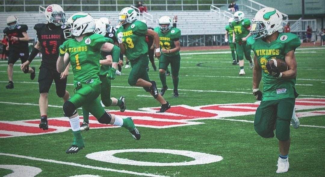 ParkviewVikings's tweet photo. OFL Vikings take down Central in both games this weekend!! 5/6th Grade 16-6 Win. 7/8th Grade 42-0 Win. 📸 credit: Carolyn Faught

Looking forward to seeing this group in action Thursday vs Glendale! https://t.co/2ap99smT50