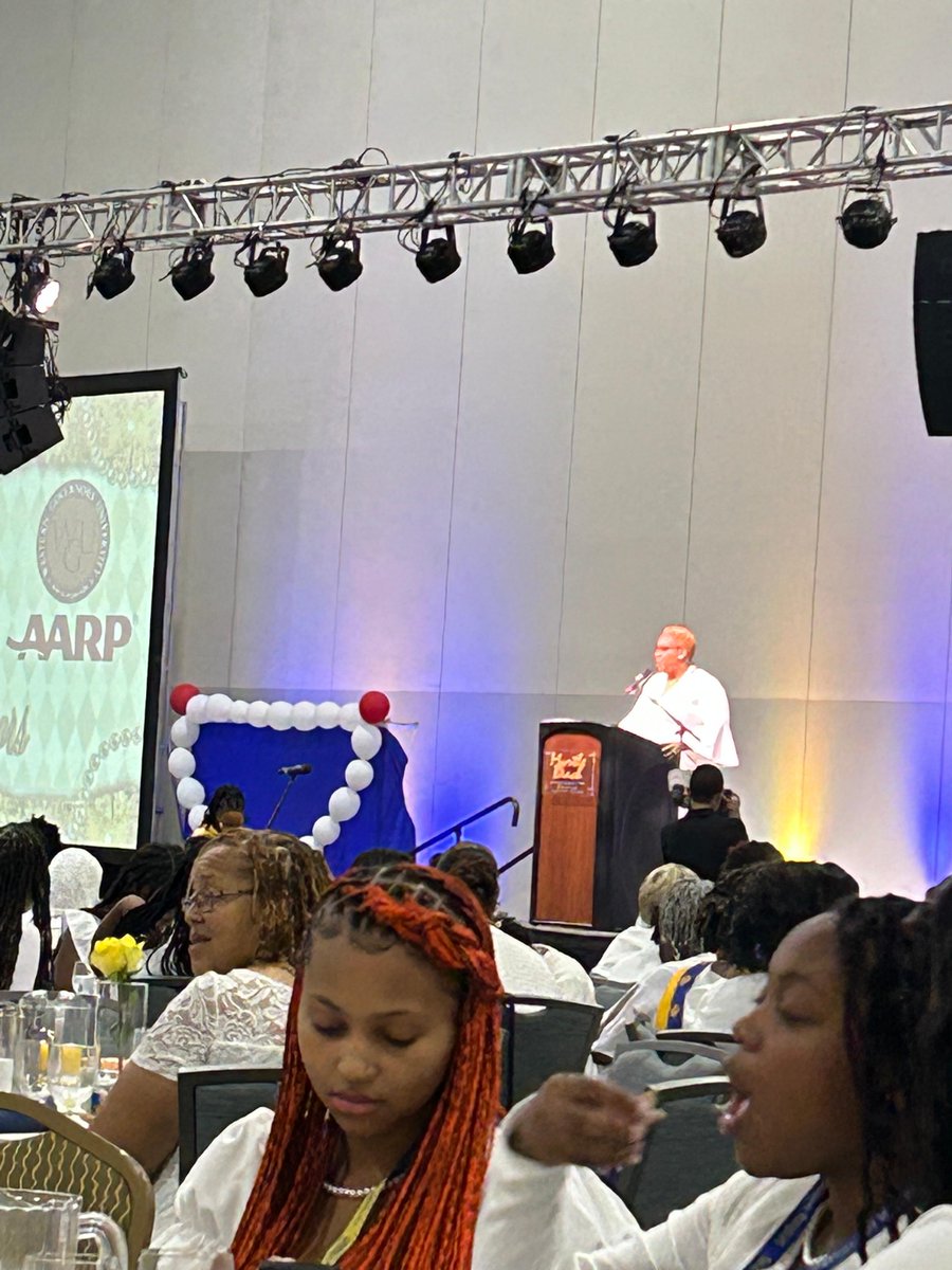 SGRhoAtlIZS's tweet photo. #IconicIZS ended the #SER83 regional conference in remembrance of Sorors who are no longer with us and a spirit filled prayer breakfast featuring our Basileus Linnea Buckhalter as one of the keynote speakers.
#SigmaGammaRho
#SisterhoodByTheSea
#sophisticatedser https://t.co/qNXwKfgWRk