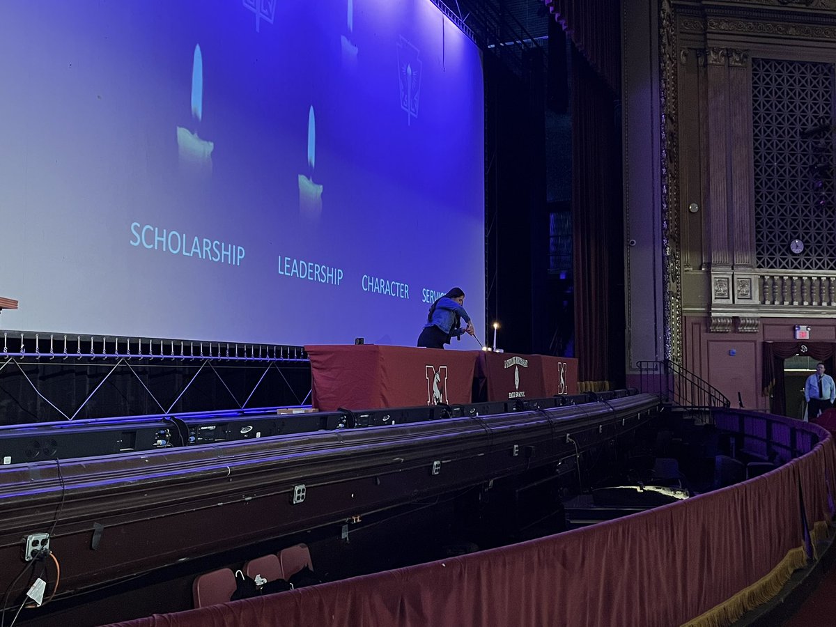 Mr. Januszyk tweet media