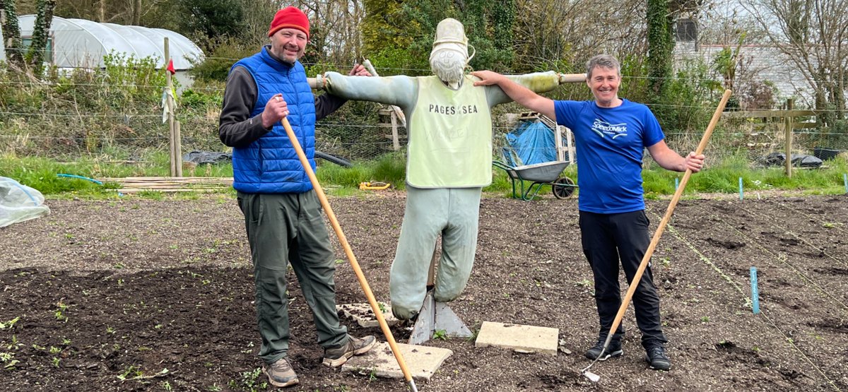 Great to welcome intrepid fundraiser Michael Cullen, aka <a href="/speedomick/">Speedomick</a> to @edenproject,  where he met participants at the horticulture therapy garden and whizzed down England’s fastest zipline <a href="/HanglooseAdv/">Hangloose Adventure</a>.  Best of luck Mick and team for the remainder of your epic journey!