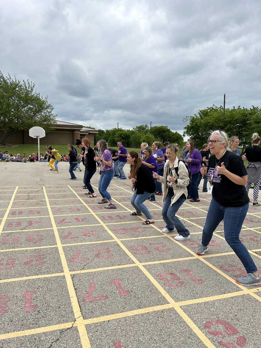 Chisholm Trail Elem tweet media