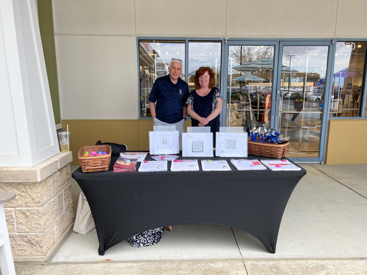 BeauBidenFdn's tweet photo. The Beau Biden Foundation had a great day on Saturday at the Child Abuse Prevention Month Family Fun Day at the @TangerOutlets in Rehoboth. Thanks to @PCADelaware and the Office of the Child Advocate for organizing great events for #ChildAbusePreventionMonth! https://t.co/XUz2AeRiRQ
