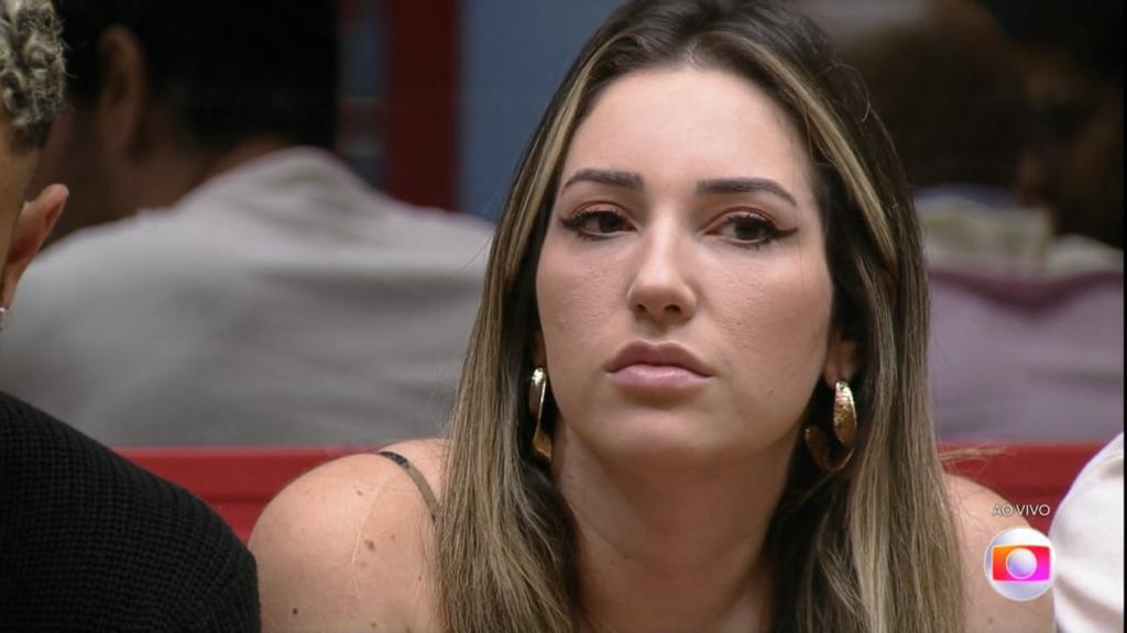 diegoschueng's tweet photo. 🚨FATO: O pós da campeã Amanda tende a ser um dos piores. Com um carisma reverso, a moça não agrega em nada. Ela vence pq tem uma torcida fanática que fica batendo palma pra vê-la dormindo. Ela leva o prêmio mas quem vence mesmo são os outros que jogaram o #BBB23. Pode cobrar.💛 https://t.co/NJsdGyphUJ