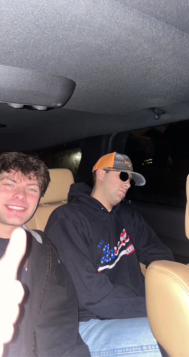 Happy birthday to the dawg <a href="/corsillo1/">Mikey Corsillo</a>