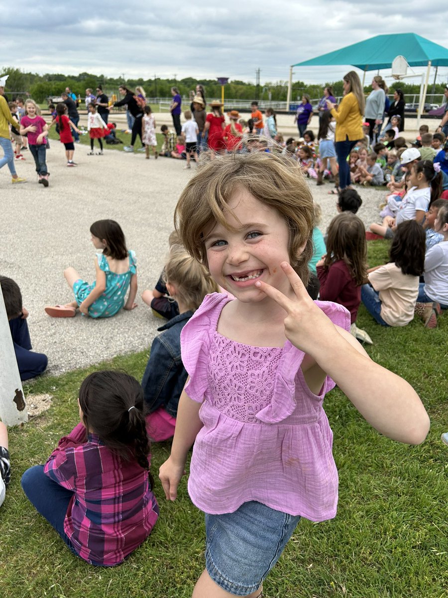 Chisholm Trail Elem tweet media