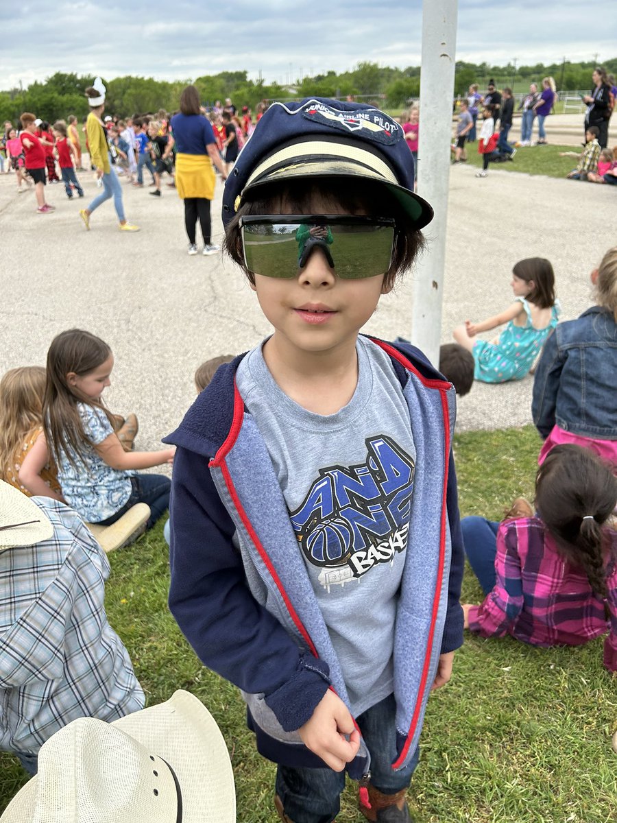 Chisholm Trail Elem tweet media