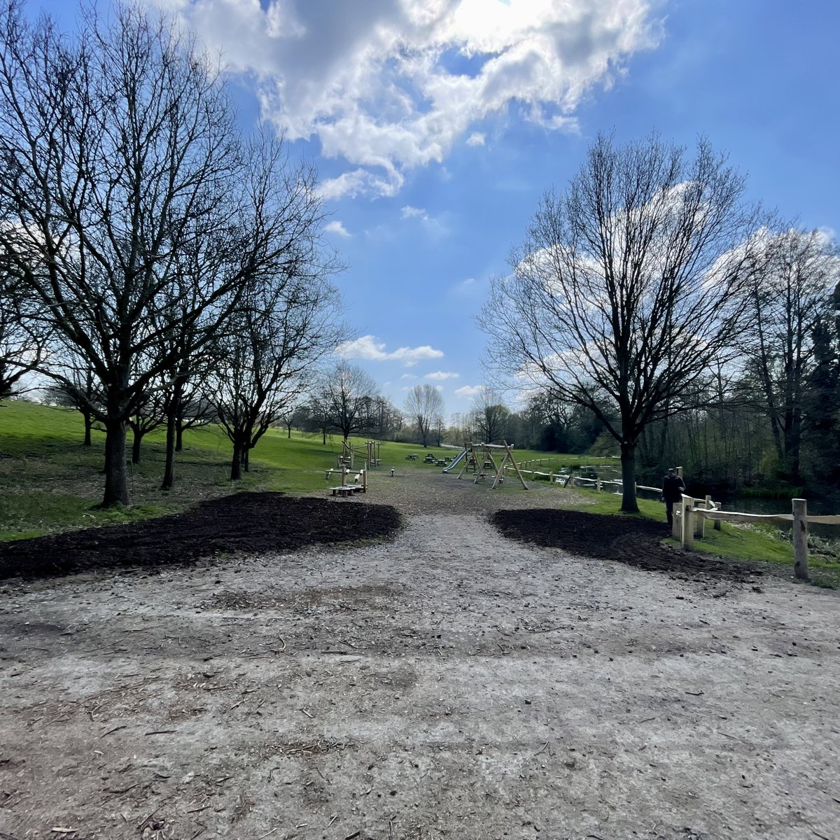 markshallestate's tweet photo. A day in the life of Estate Worker Iain 🌸🌱
Today, Iain has been preparing the ground either side of the path leading to Percy's Play and Picnic Paddock. Before then sowing a mix of natural grasses and cornflower seeds, then setting them in place.
#dayinthelife #estateworker https://t.co/tUKRPVsSGK