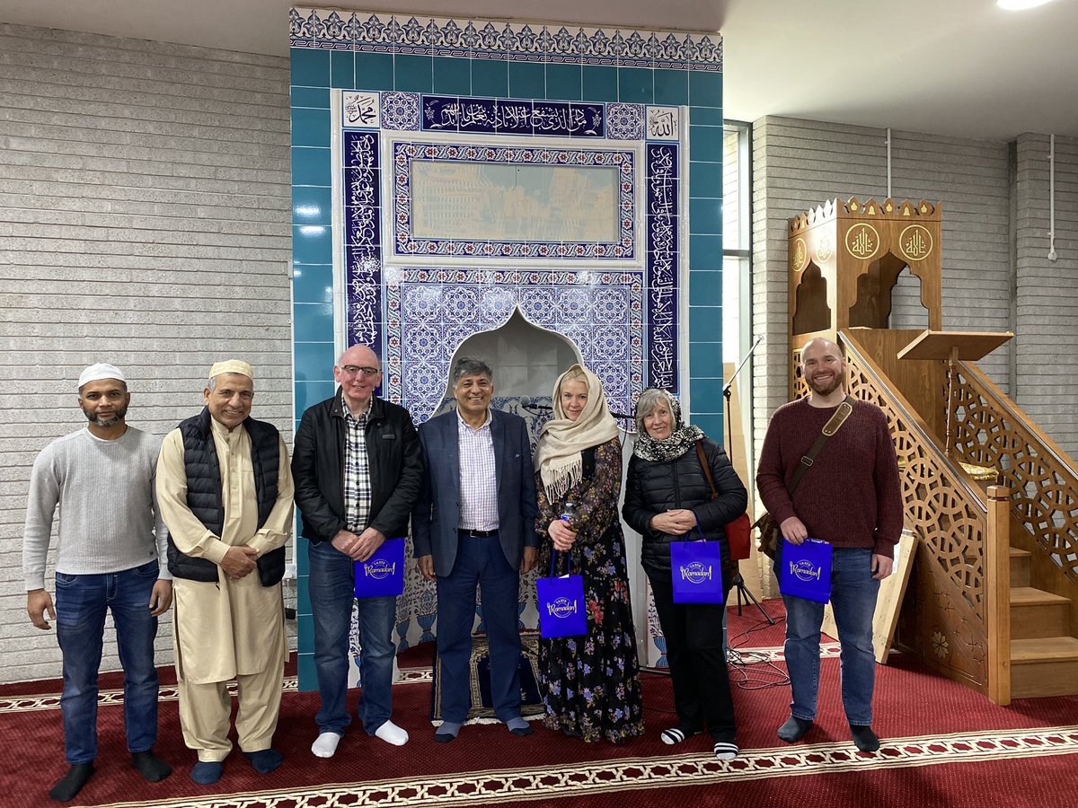 SkettyMosque's tweet photo. Just had the privilege @Skettyward Cllr visiting the our🕌 #CommunityCentre . It was a great opportunity show them our facilities @parvaiz28732963 @MahaboobBEM #Sketty #MosqueVisit #UnityInDiversity @skettyonline @SwanseaCouncil #skettymosque2023 @TasteRamadan https://t.co/bRUsoCXegL