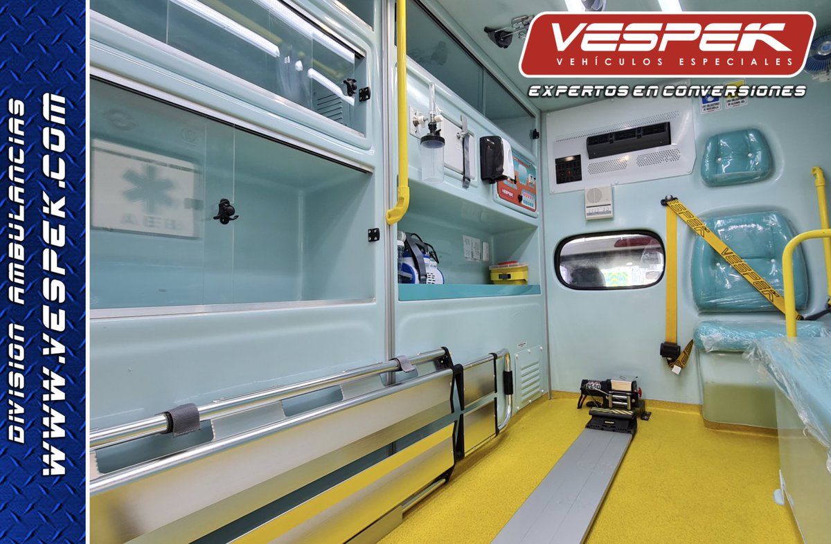 Vespek_'s tweet photo. Equipo #Vespek 🏆Entregando 5 nuevas #Ambulancias 🚑Toyota Chile Hilux 4x4. Equipamiento multifuncional AEB proyecto #MITTARentACar estándar ACHS Asociación Chilena de Seguridad 🇨🇱. Revestimiento sanitario con Nanopartículas de cobre #BioGelCoat 🥇.
@spencer_ems @WhelenEng 🚨 https://t.co/wkl0NjHxW8