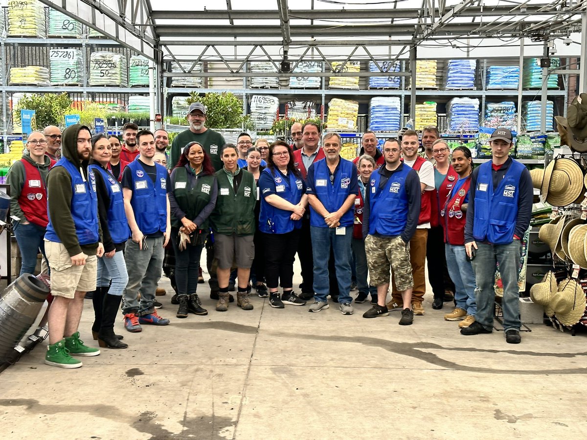 Monicamwelter's tweet photo. The great βvestingβ of 2023! Excited to see those blue and green vests today! Really excited to see our most tenured associate of the store, Joanne, now has a place to show off her badge again! #vestday #mstvest @milanojames22 @erick_marrero11 https://t.co/YZhm2ofWAA