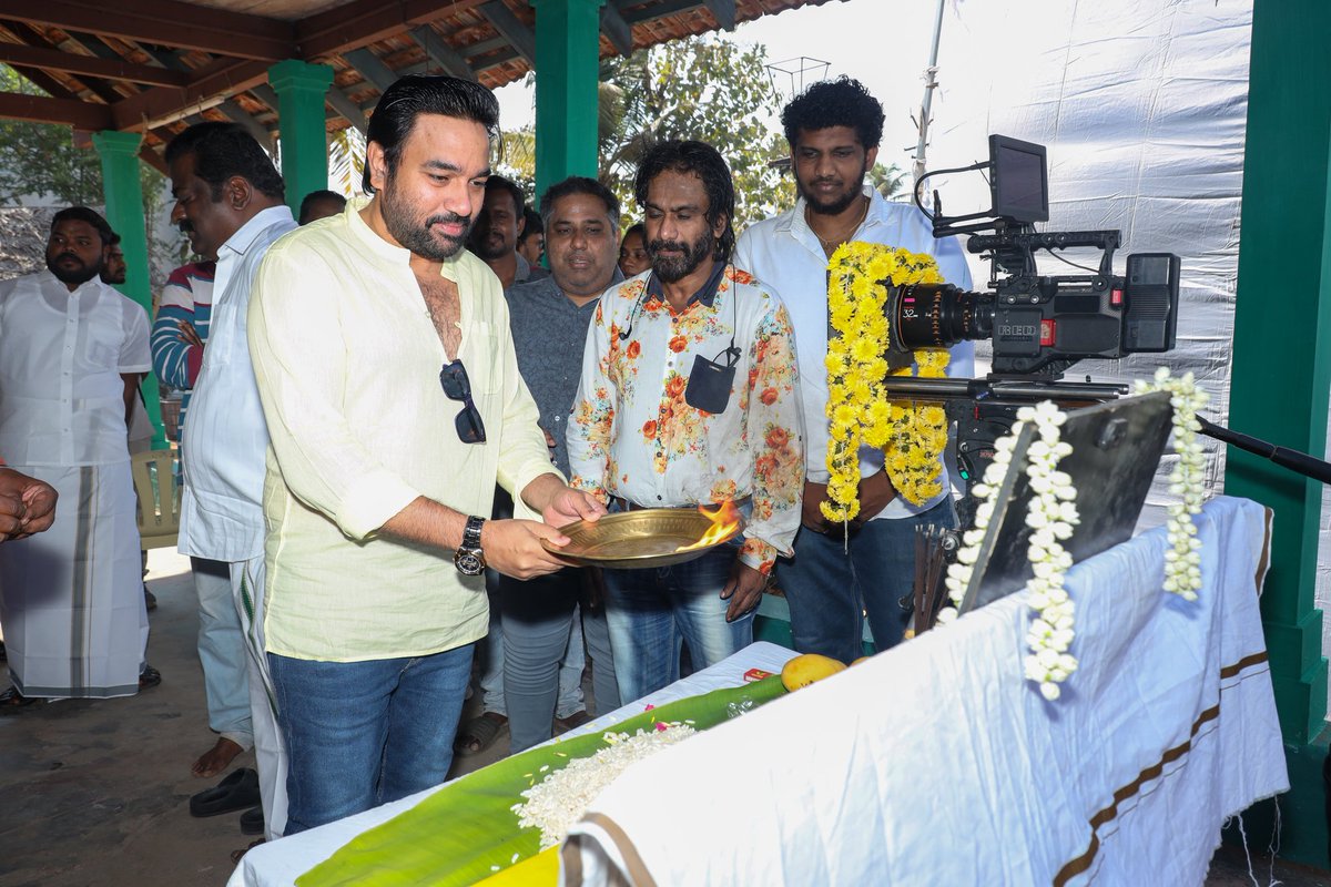 onlynikil's tweet photo. Shoot Started Today …🍀 With The Gang 😈 With New Rules !
#SoodhuKavvum2: Nadum Naatu Makkalum
#சூதுகவ்வும்2: நாடும் நாட்டு மக்களும்
@icvkumar #SJArjun @actorshiva #Karunakaran @ThirukumaranEnt @dopkthillai @ignatiousaswin #EdwinLouis @digitallynow https://t.co/2ZoymdnAVQ