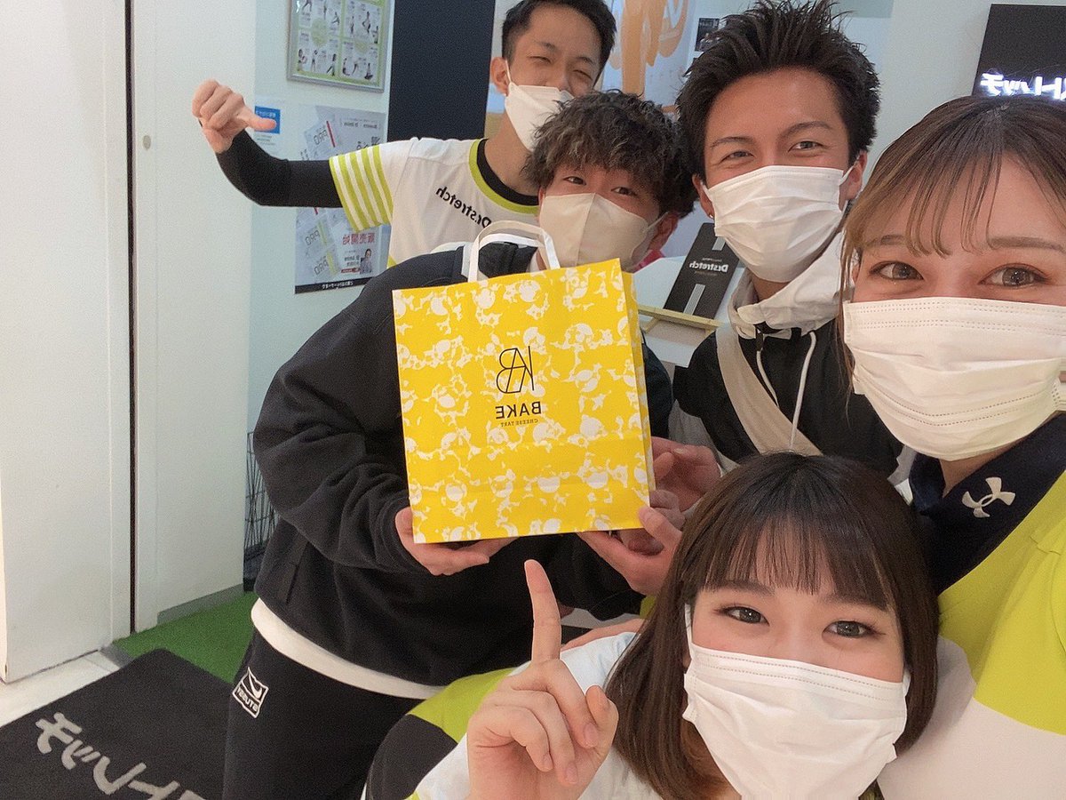 drst_kei777's tweet photo. 圭悟とガーデンズへ！
富澤店長に練習して頂きました！🔥

富澤店長に会えばいろんな感情が動く。
やっぱりかっこいい🤔
そしてもっと上手くなりたい
そう思った1日でした！

そのあとは大丸心斎橋へ
久々にテツに会って元気と刺激をもらった☺️

#滾った🔥
#みなさんありがとうございました！ https://t.co/AJwWgH5TNs