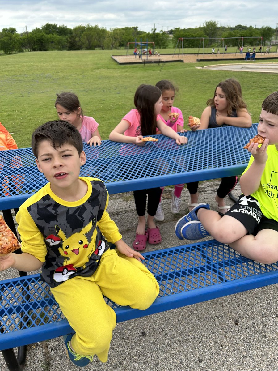 Chisholm Trail Elem tweet media