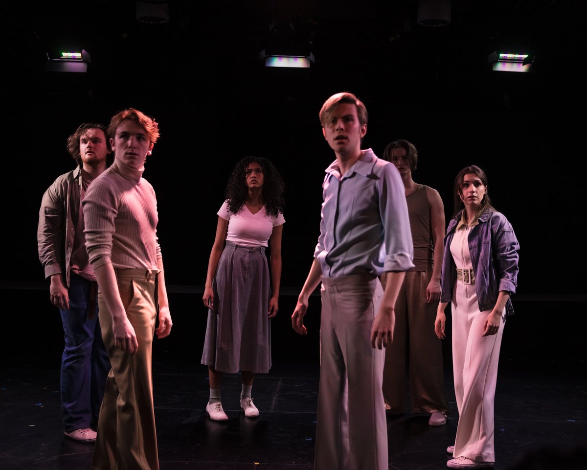 RISERx continues this week @TheatreCentre! 

Seph 🔥
Tuesday @ 7pm
Thursday @ 7pm
Saturday @ 9 pm

antigone lives* 🎶
Wednesday @ 9pm
Thursday @ 9 pm
Friday @ 7 pm

TomorrowLove is SOLD OUT!

TICKETS: theatrecentre.org/whats-on/
📸Jeremy Minmagh