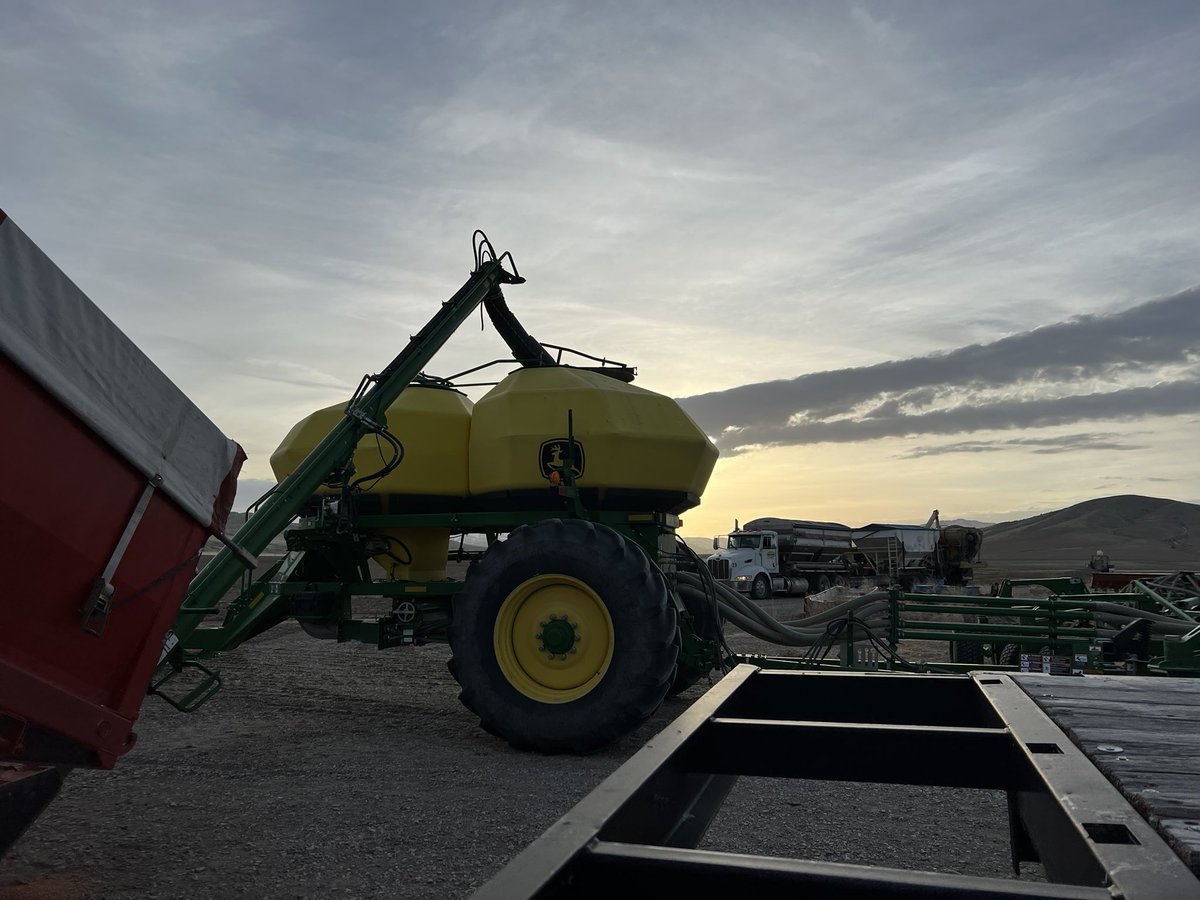 lucaspratling's tweet image. What&apos;s happening? It&apos;s happening!