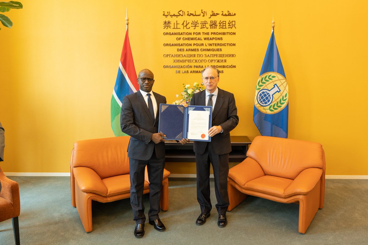 TheGambia_Bel's tweet photo. H.E Ambassador Pa Musa Jobarteh presented his Letter of Credence to Ambassador Fernando Arias, Director-General of the OPCW, accrediting him as the Permanent Representative of The #Gambia to the @OPCW on 5th April 2023.
#OPCW https://t.co/cyTBFia3ht