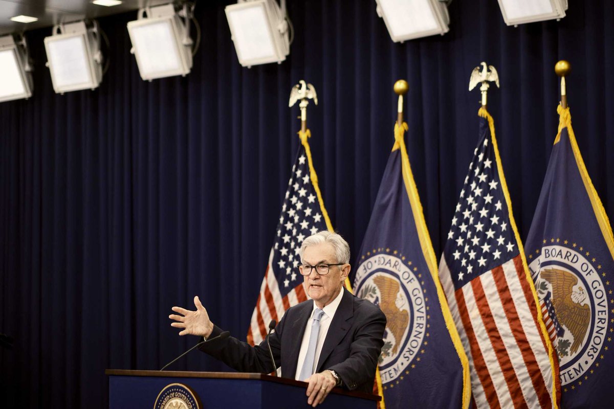 Tomlinson: Recessions hard on Texans, high risk later this year dlvr.it/SmcxfY