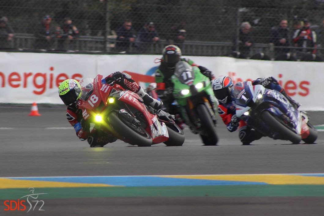 SDIS_72's tweet photo. [#24hMotos] 🏍️
Bravo au @18Sapeurs malgré son abandon dimanche matin, sur problème moteur
#Team18 https://t.co/rlaKYgyWdD