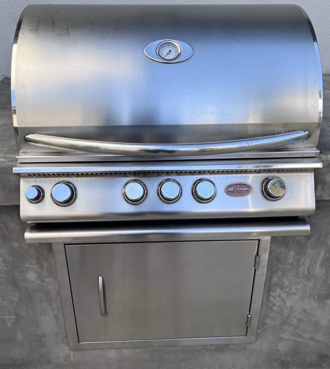 barkeeperfriend's tweet photo. Warmer weather means it's time to dust off the grill! π₯© Shine yours up with a little BKF this spring! We're throwing it back to this grill cleaning submission by McBride Custom Detailing. We'll take our steaks medium rare, please! π β¨ππΈπΌπ¦ #SpringIntoBKF #GetOutsideWithBKF https://t.co/gDCs8BNM0c