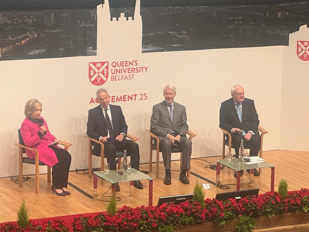 OKeeffeFrank's tweet photo. Fascinating panel discussion underway at #Agreement25 @QUBelfast chaired by @HillaryClinton with Tony Blair @BillClinton & Bertie Ahern. Remembering John Hume who “always believed that peace was possible even when all around him said it wasn’t doable.”
#hopeandhistory
#GFA https://t.co/VKalmTmzJJ