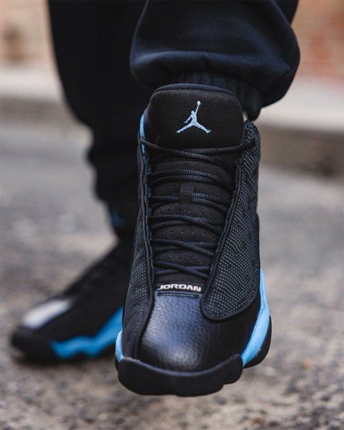 Air Jordan 13 Retro Black University Blue