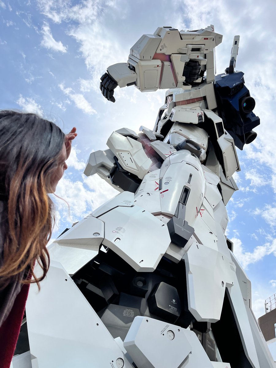 🌈 Artemis⚡️ on Twitter "Yes but have you seen how big Gundam Unicorn is?"