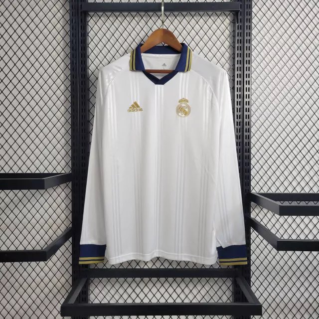 VINlMALVADEZA's tweet photo. E pra você também vestir as peitas mais brabas de Madrid, corre pra @ANGsStore garantir a tua. Usando o cupom “VINIMALVADEZA” você ganha aquele desconto padrão da firma ✅

⏩️ https://t.co/KGx8AK2LE9 https://t.co/NAEFPtjcwp