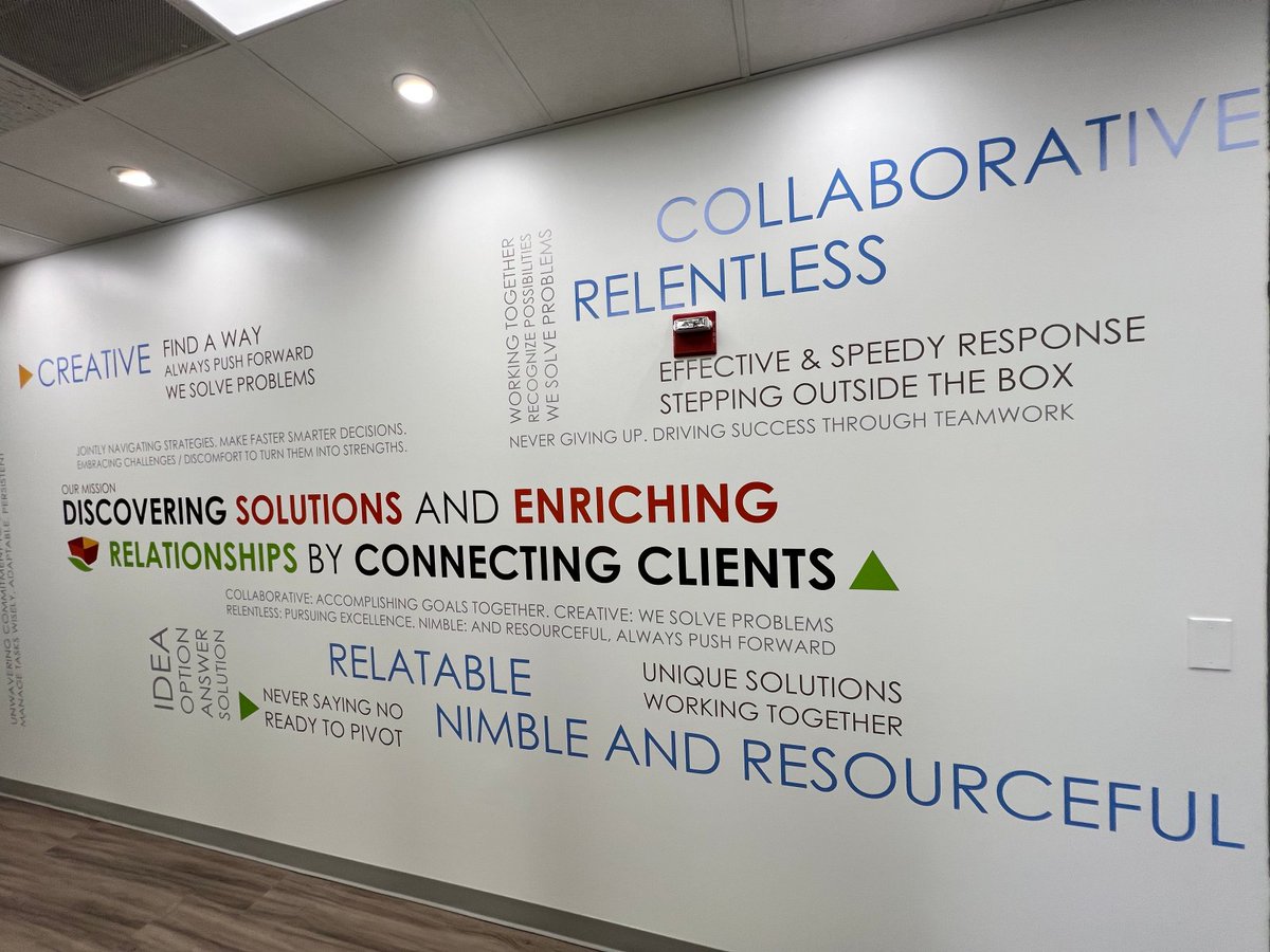 pripackaging's tweet image. Packaging Resources moved into a office new space this January. We actually moved just down the hall from our previous office! Our new offices are vibrant and fresh and express our corporate identity and mission. Check out some photos from the new space below. #pripackaging