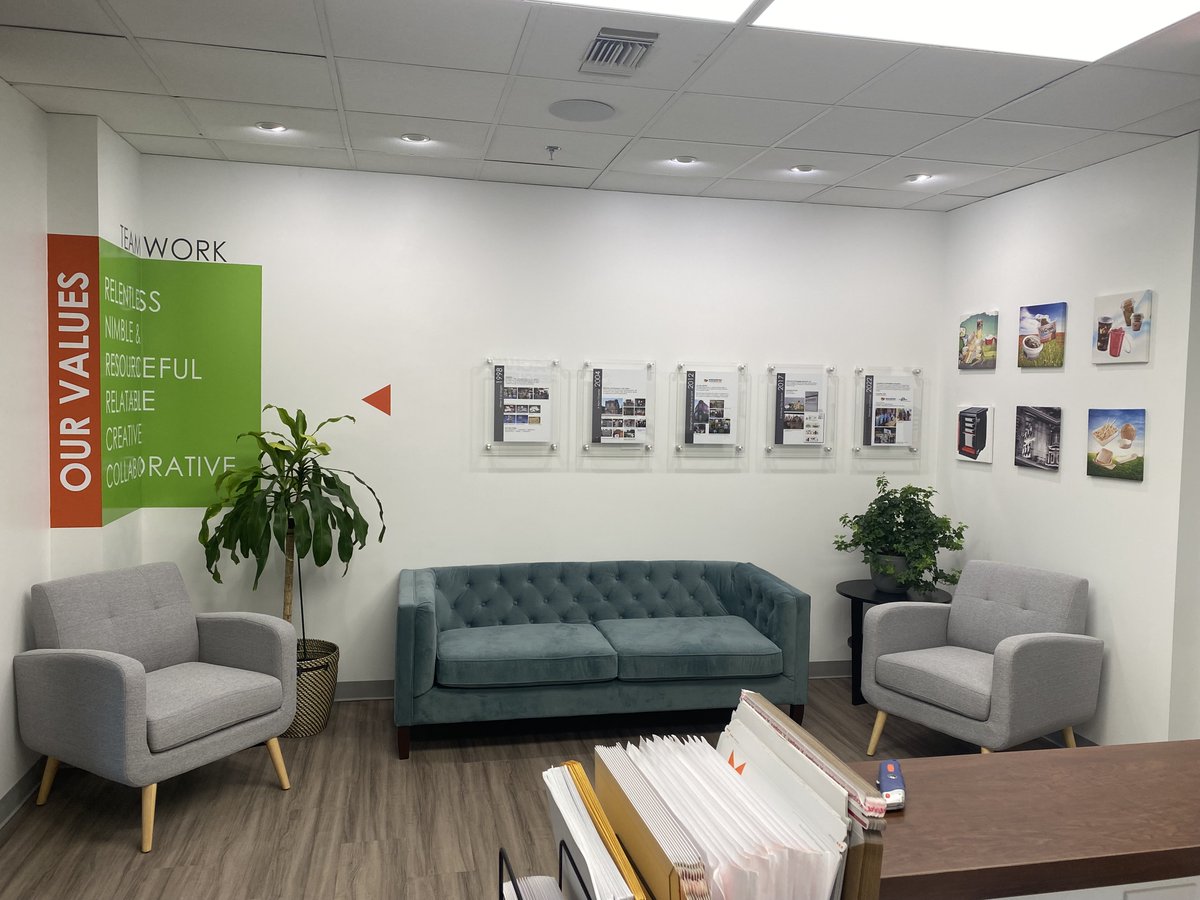 pripackaging's tweet image. Packaging Resources moved into a office new space this January. We actually moved just down the hall from our previous office! Our new offices are vibrant and fresh and express our corporate identity and mission. Check out some photos from the new space below. #pripackaging