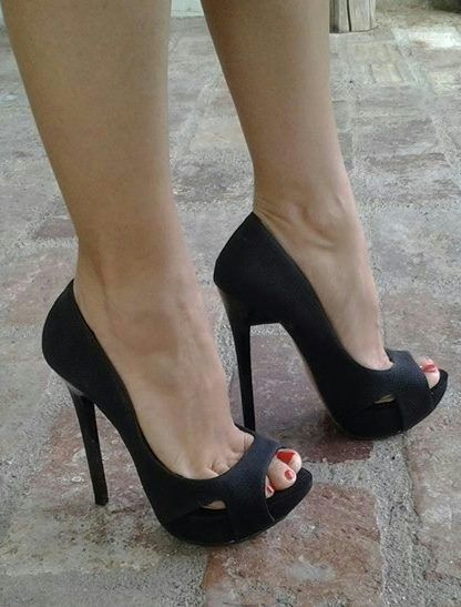 Like and retweet if you love these shoes! 👠 #shoes #highheels #womensshoes #loveshoes #sexyshoes #hotheels #hotshoes misslondonshoes.com